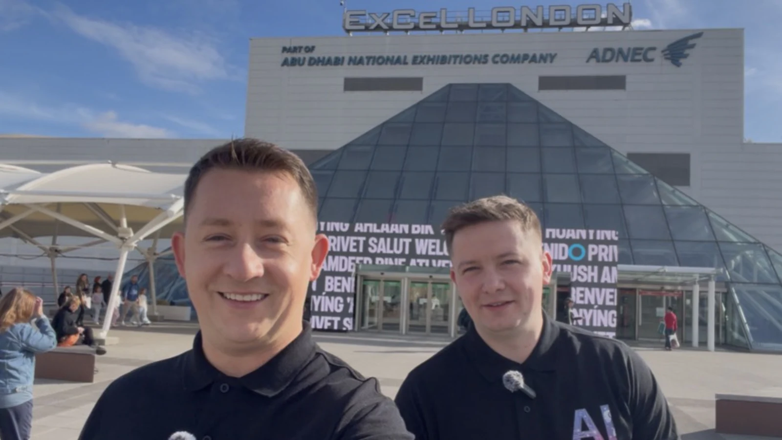 Zespół AI Evolution Polska przed wejściem do ExCeL London podczas New Scientist Live 2026