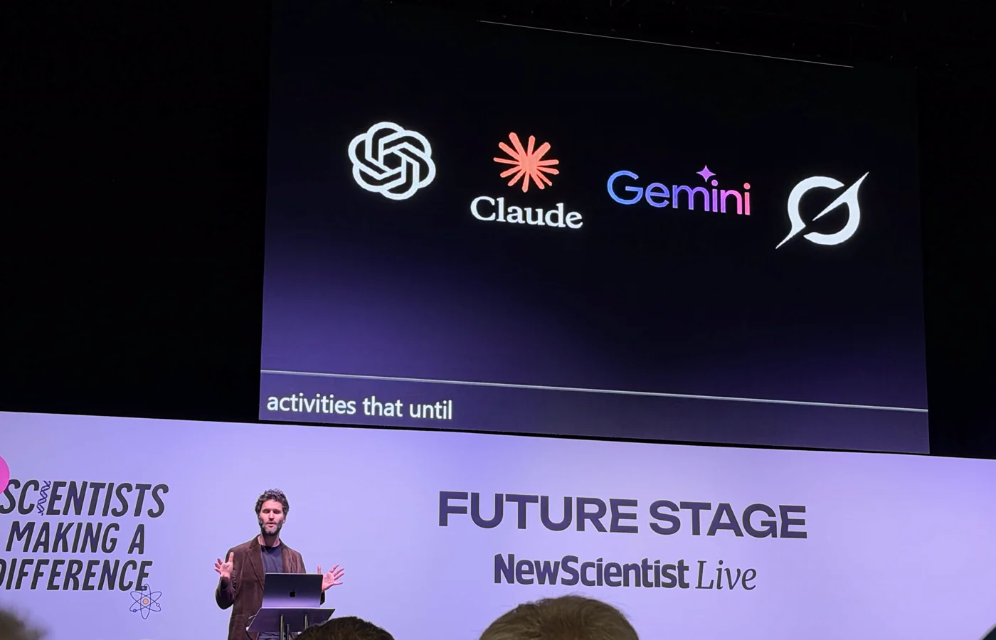 Prelekcja o modelach sztucznej inteligencji na Future Stage podczas New Scientist Live